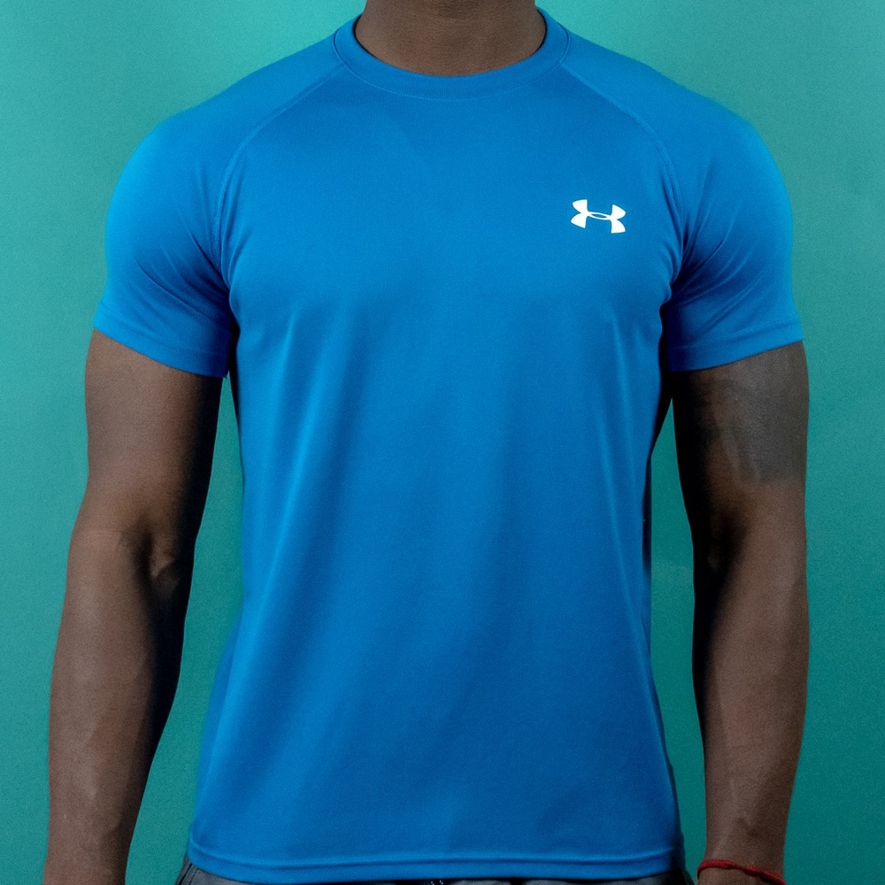 Fitted Under Armour Tee